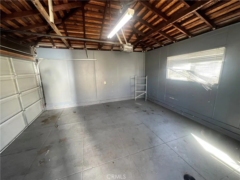 Additional image 30 of 1500 W 96th St, Los Angeles, CA 90047