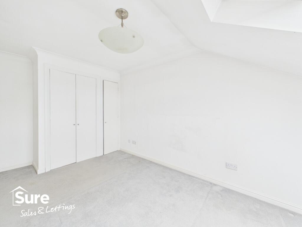 Additional image 11 of Ronald Court, Oakwood Road, Bricket Wood, St. Albans, Hertfordshire, AL2 3ET