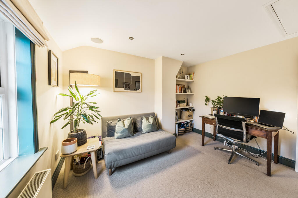 Additional image 6 of Luton Road, Harpenden, AL5