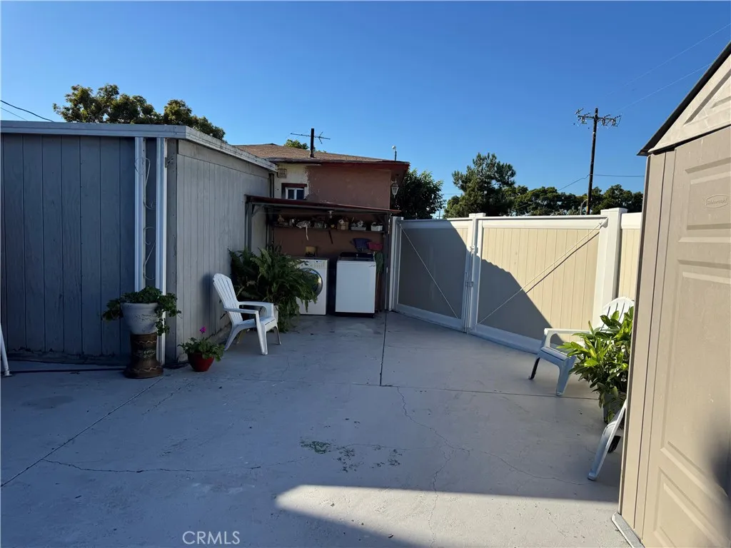 Additional image 51 of 10406 San Carlos Ave, South Gate, CA 90280