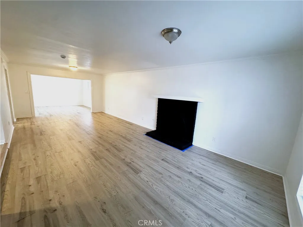 Additional image 4 of 19935 Lanark Street, Canoga Park, CA 91306