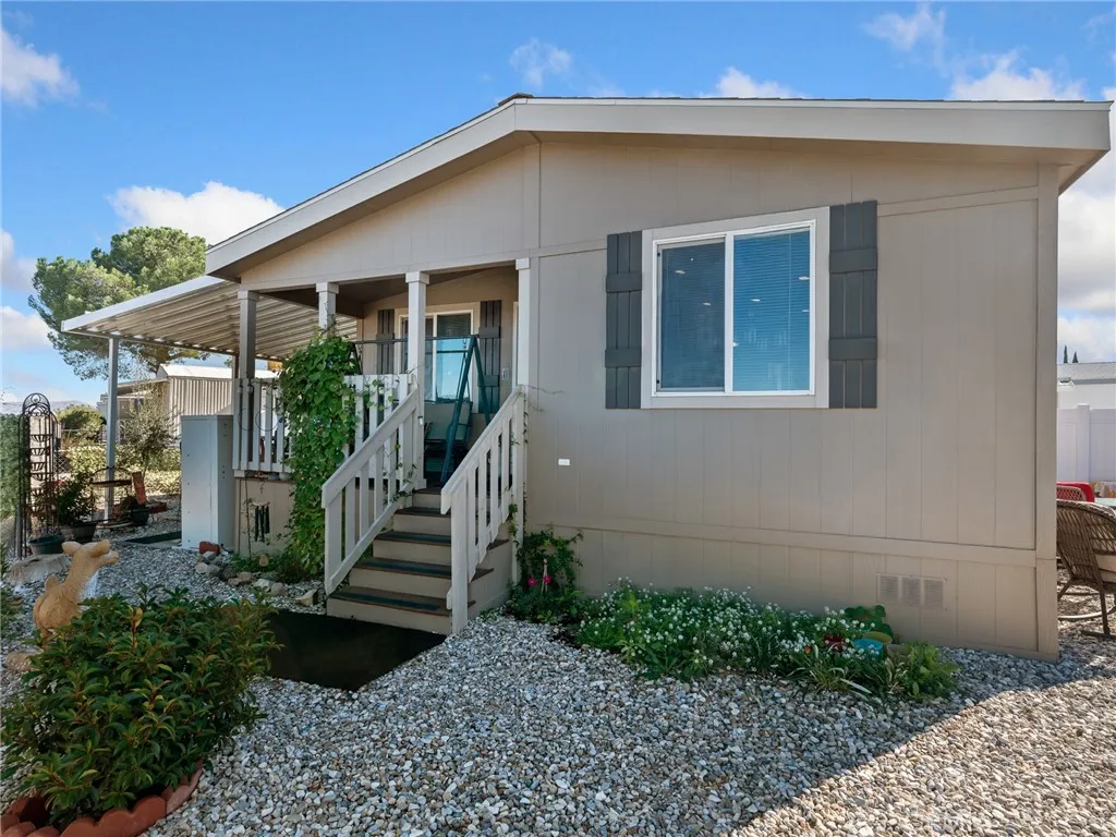 Additional image 2 of 13393 Mariposa Rd, #211, Victorville, CA 92395