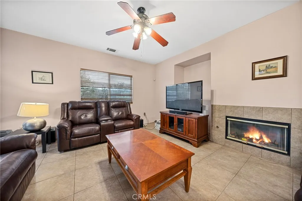 Additional image 5 of 1727 Miranda Ln, Beaumont, CA 92223