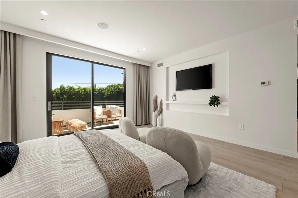 Additional image 32 of 4252 Shadyglade, Studio City, CA 91604