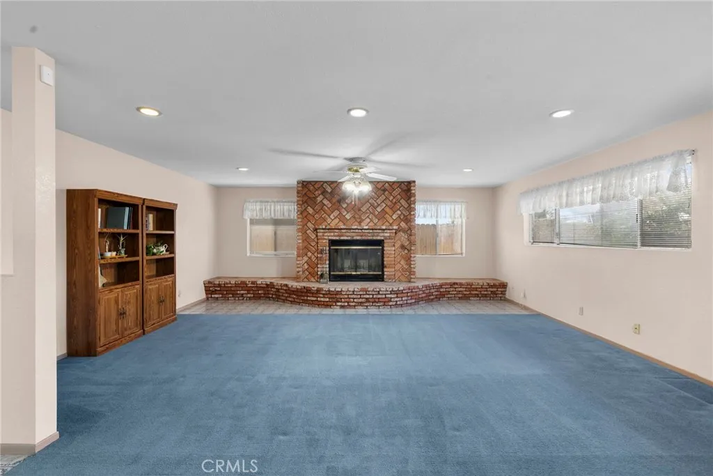 Additional image 11 of 1529 E Avenue Q6, Palmdale, CA 93550