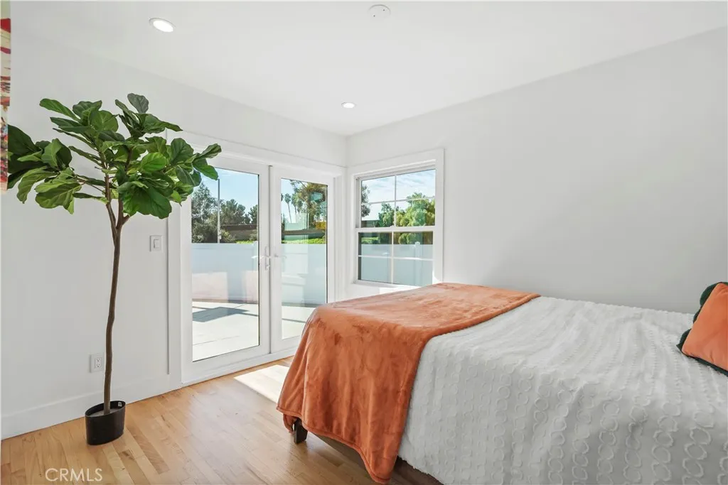 Additional image 37 of 11330 Blix Street, West Toluca Lake, CA 91602