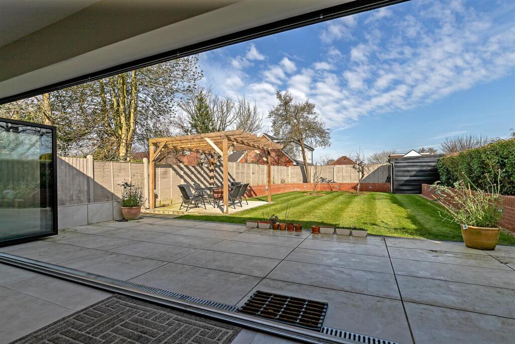 Additional image 16 of South Riding, Bricket Wood, St. Albans