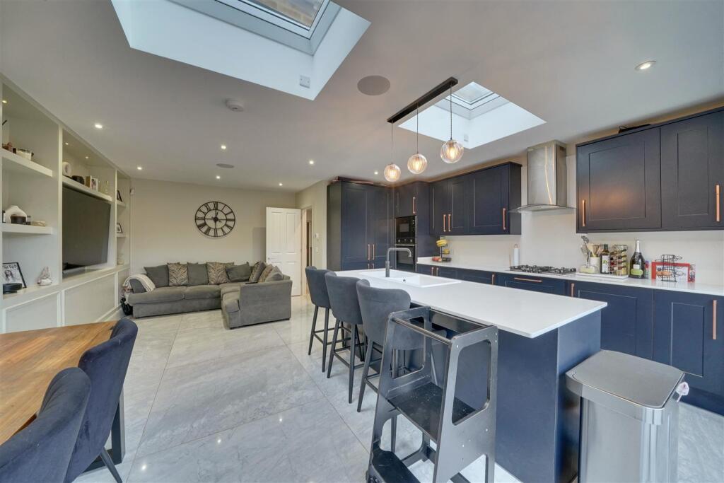 Additional image 4 of Huggins Lane, Welham Green, North Mymms, Hatfield