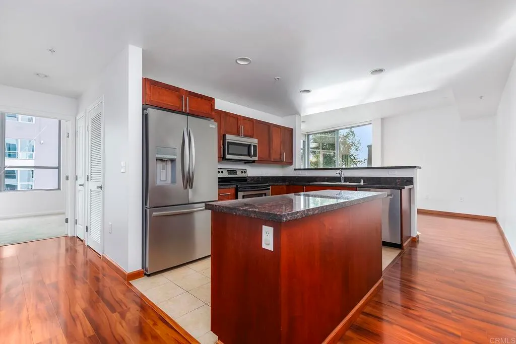 Additional image 36 of 253 10th Ave Unit 325, San Diego, CA 92101