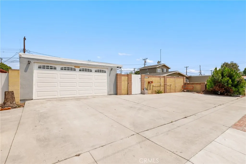 Additional image 21 of 930 S Emerald Street, Anaheim, CA 92804