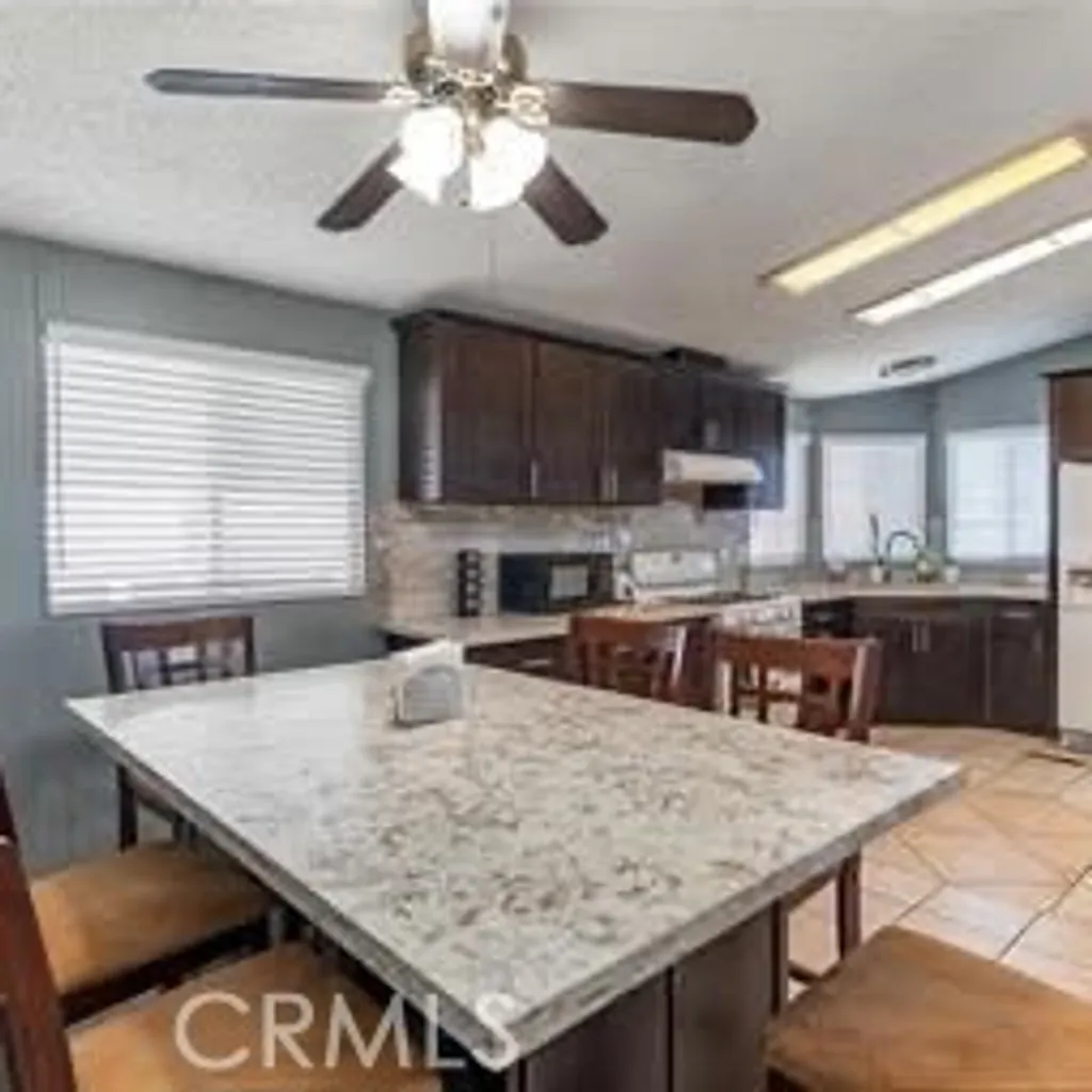 Additional image 6 of 777 S Temescal St Unit 69, Corona, CA 92879