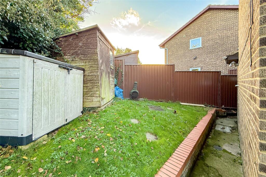 Additional image 13 of Tiverton Court, Harpenden, Hertfordshire, AL5