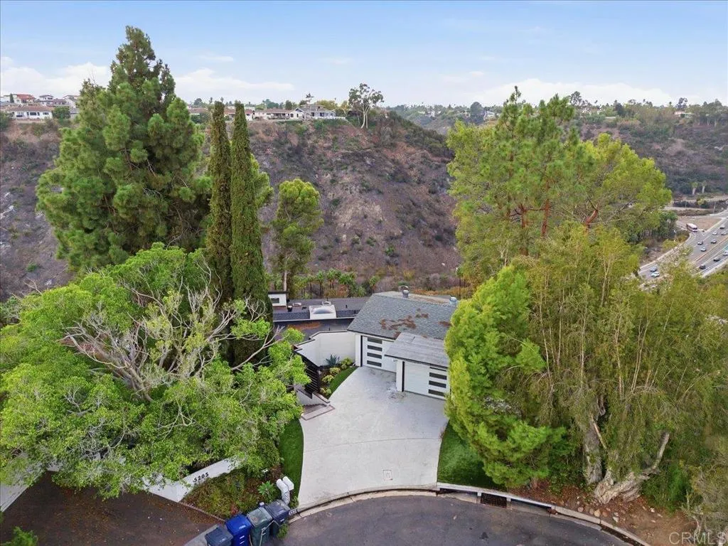 Additional image 92 of 5220 Le Barron Road, San Diego, CA 92115