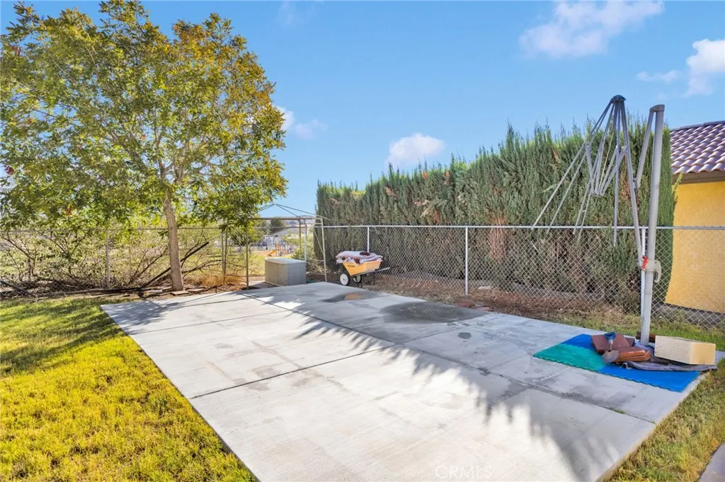 Additional image 42 of 27325 Strawberry Ln, Helendale, CA 92342
