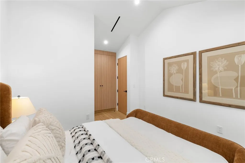 Additional image 35 of 742 Groton Dr, Burbank, CA 91504