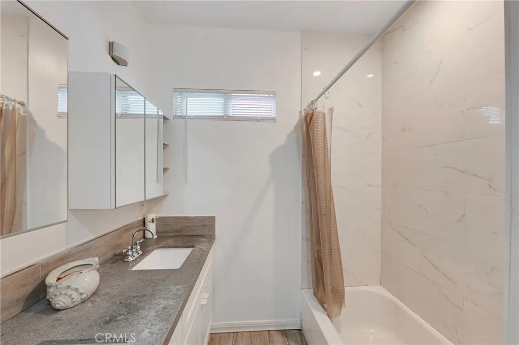 Additional image 73 of 8023 Hooper Ave, Los Angeles, CA 90001