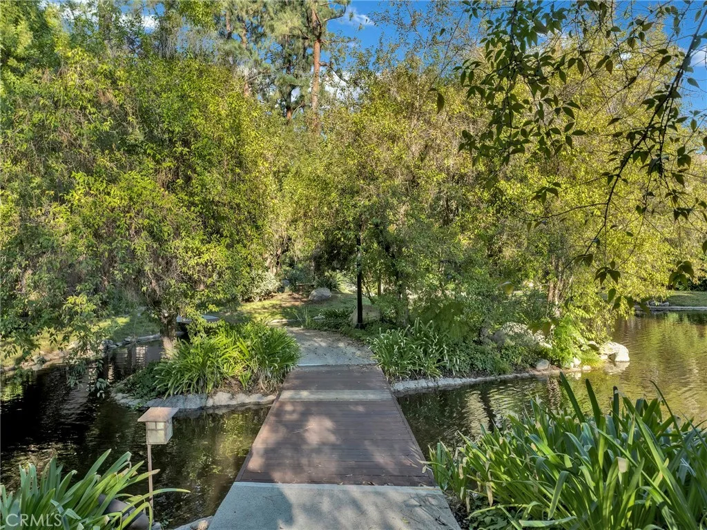 Additional image 38 of 7050 Shoup Ave #225, Canoga Park, CA 91303