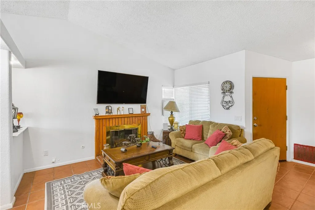 Additional image 7 of 1829 Springtree Dr, Perris, CA 92571