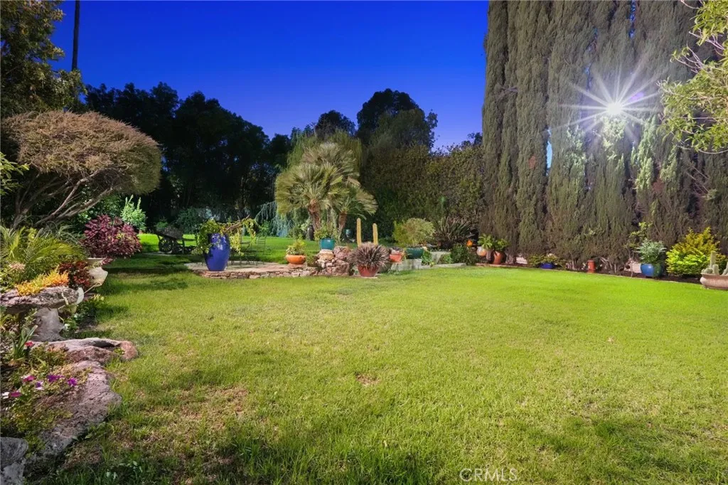 Additional image 119 of 18760 Wells, Tarzana, CA 91356