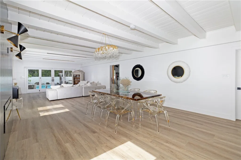 Additional image 16 of 5439 Gentry Avenue, Valley Village, CA 91607