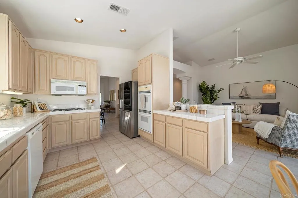 Additional image 10 of 326 Justina Drive, Oceanside, CA 92057