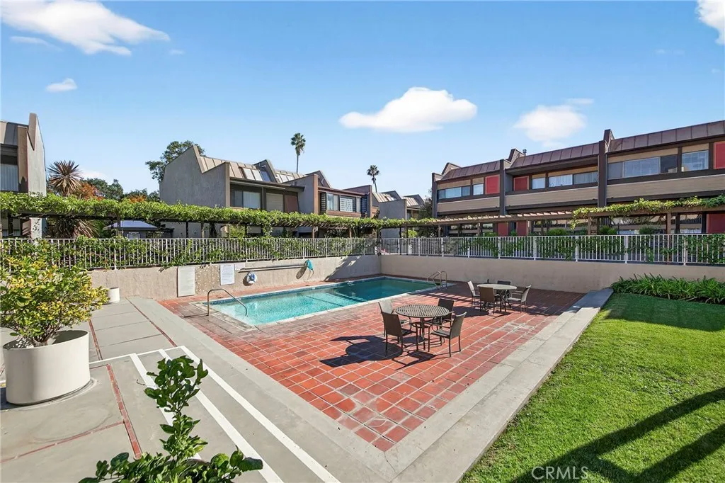 Additional image 26 of 421 S Van Ness Ave Unit 6, Los Angeles, CA 90020