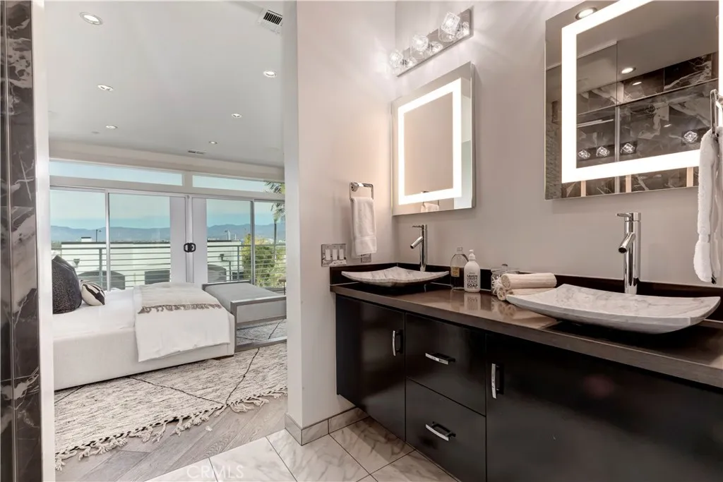 Additional image 8 of 11698 Picturesque, Studio City, CA 91604