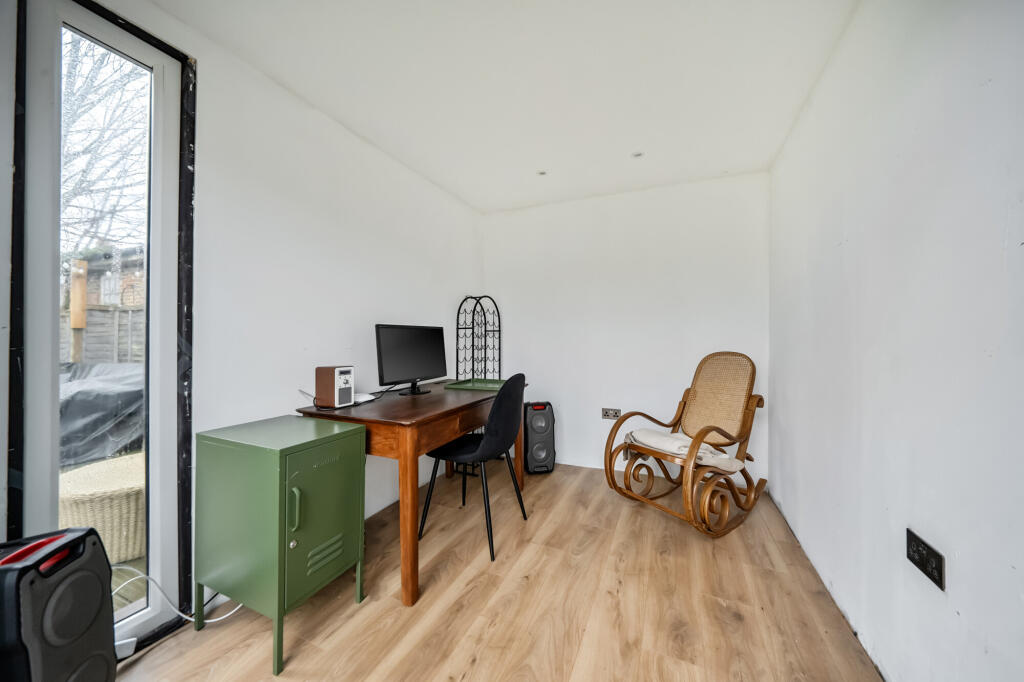 Additional image 20 of Luton Road, Harpenden, AL5