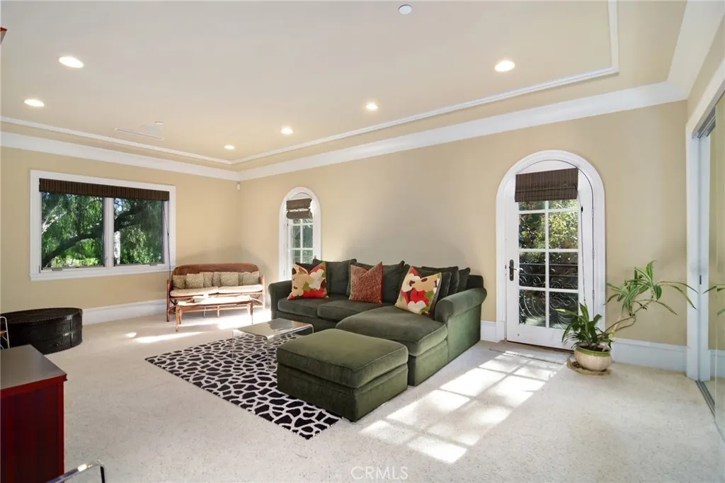 Additional image 49 of 18933 La Montana Place, Tarzana, CA 91356