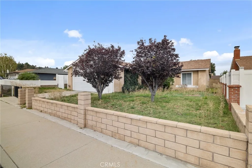 Additional image 7 of 24311 Wabuska St, Newhall, CA 91321