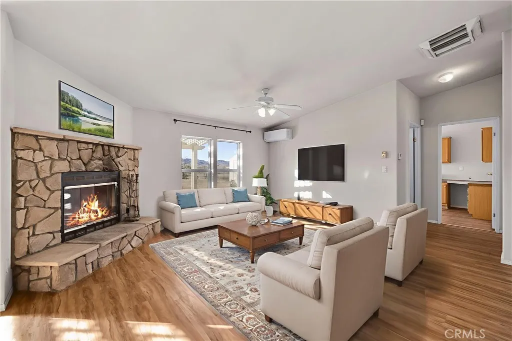 Additional image 10 of 628 Landers Lane, Yucca Valley, CA 92284