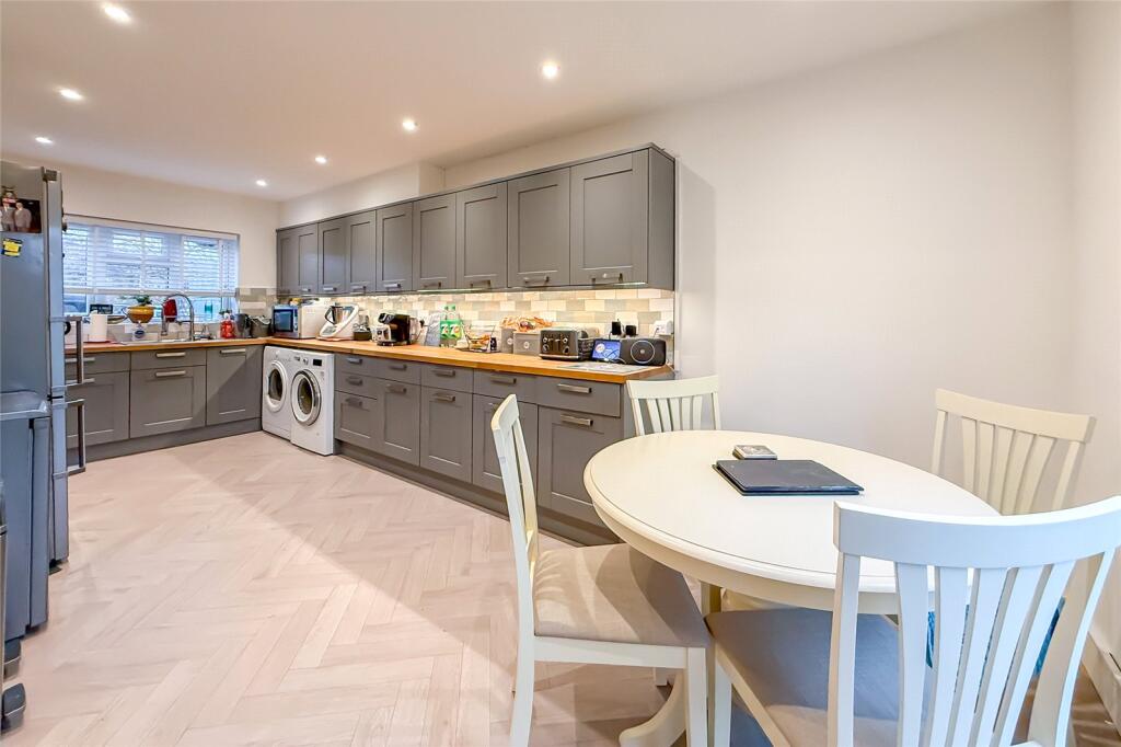 Additional image 2 of High Oaks, St. Albans, Hertfordshire, AL3