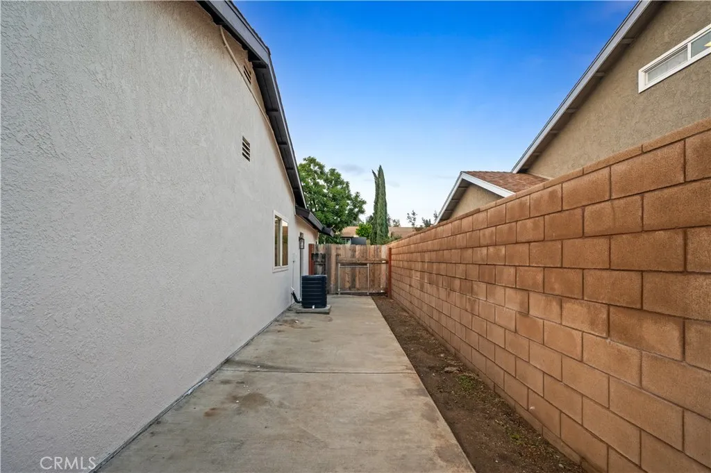 Additional image 36 of 554 E Fairfield Court, Ontario, CA 91761