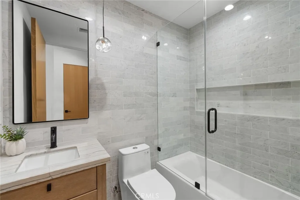 Additional image 37 of 742 Groton Dr, Burbank, CA 91504