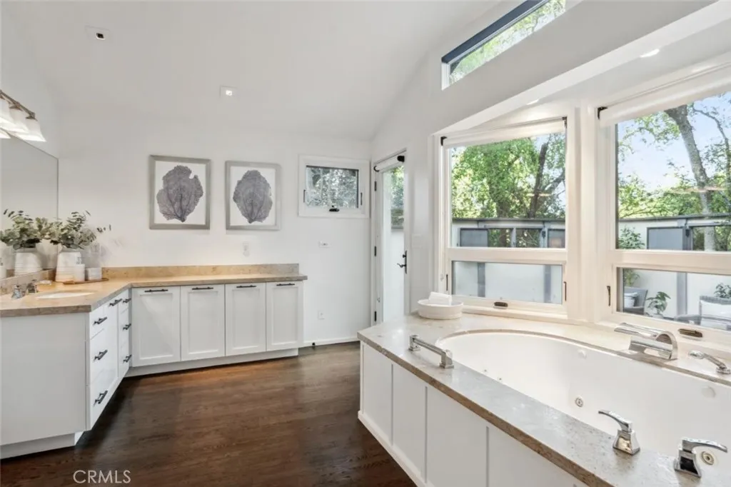 Additional image 45 of 176 Los Trancos Cir, Portola Valley, CA 94028