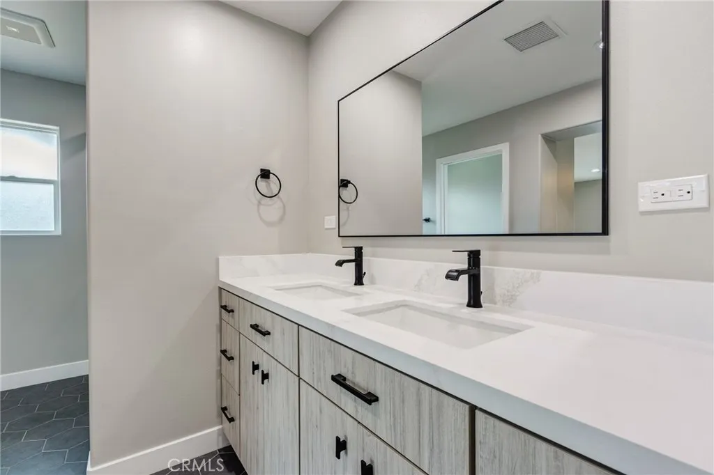 Additional image 91 of 6850 Braceo St, Oak Hills, CA 92344