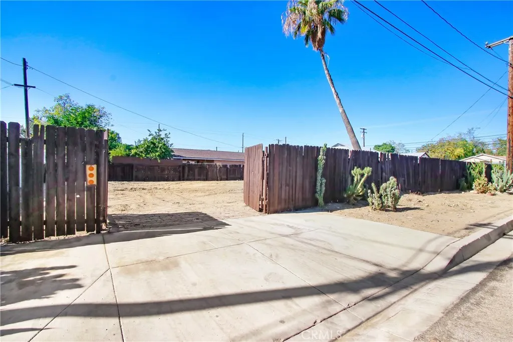 Property image for 18555 Slover Ave, Bloomington, CA 92316