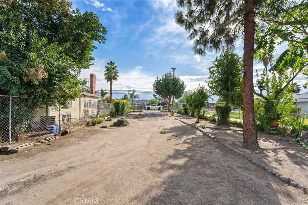 Additional image 25 of 352 E 16th St, San Bernardino, CA 92404