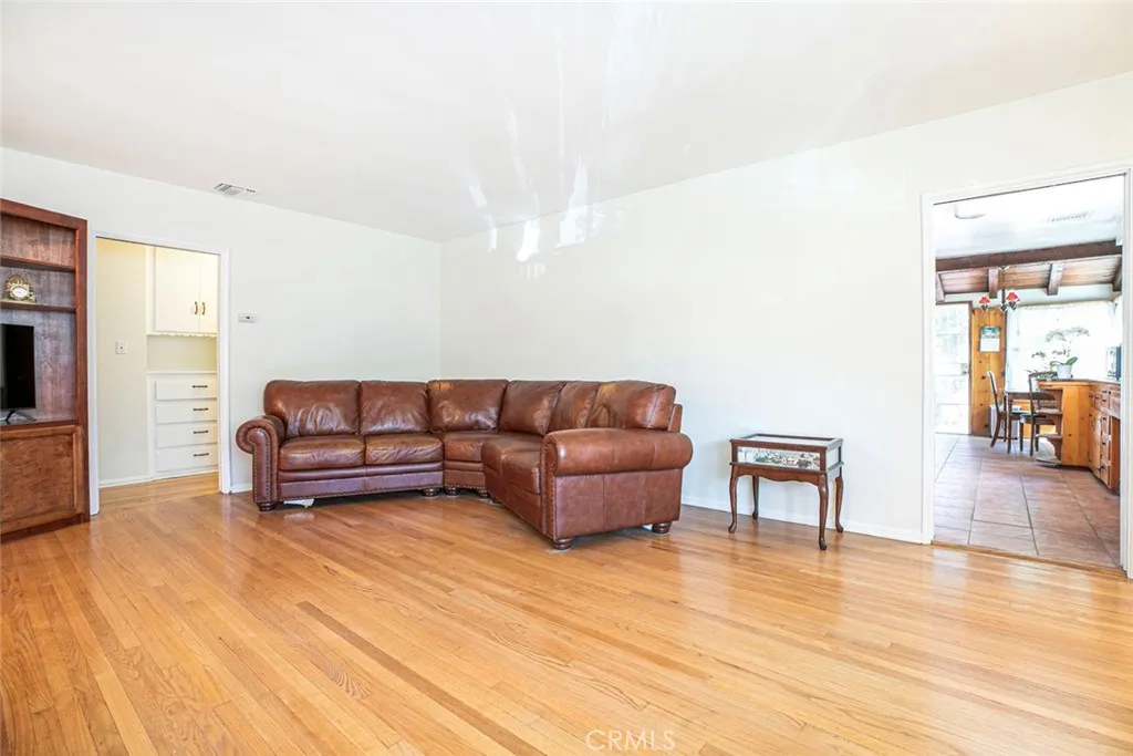 Additional image 54 of 14719 Wyandotte Street, Van Nuys, CA 91405