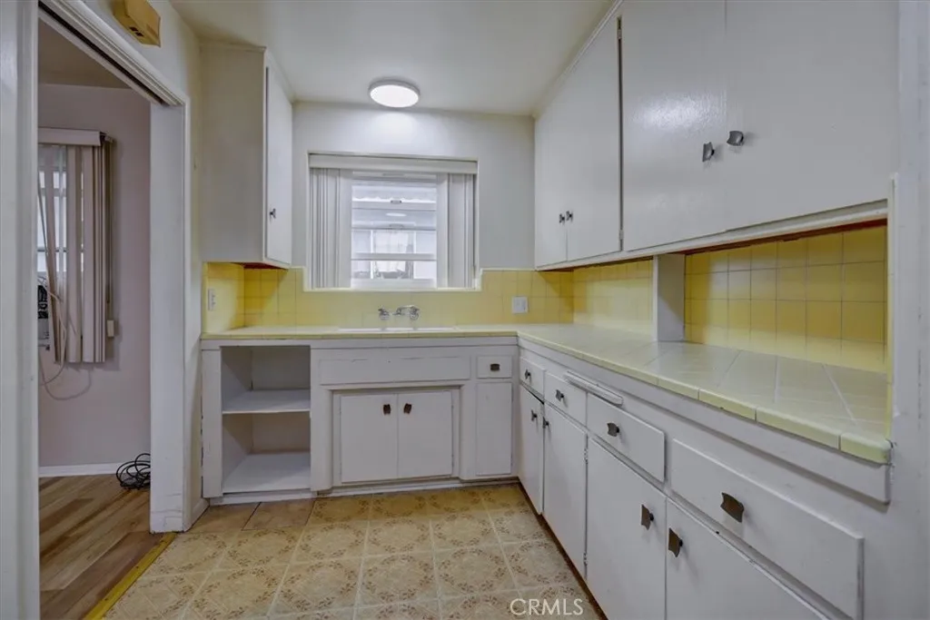 Additional image 13 of 700 E Carson Street E Unit 4, Long Beach, CA 90807