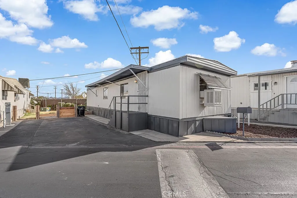 Additional image 20 of 16473 Green Tree Boulevard Unit 46, Victorville, CA 92395