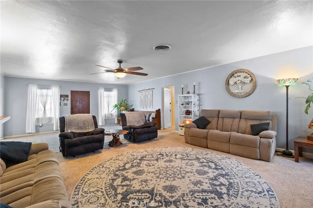 Additional image 8 of 3010 Elmwood Avenue, Bakersfield, CA 93305