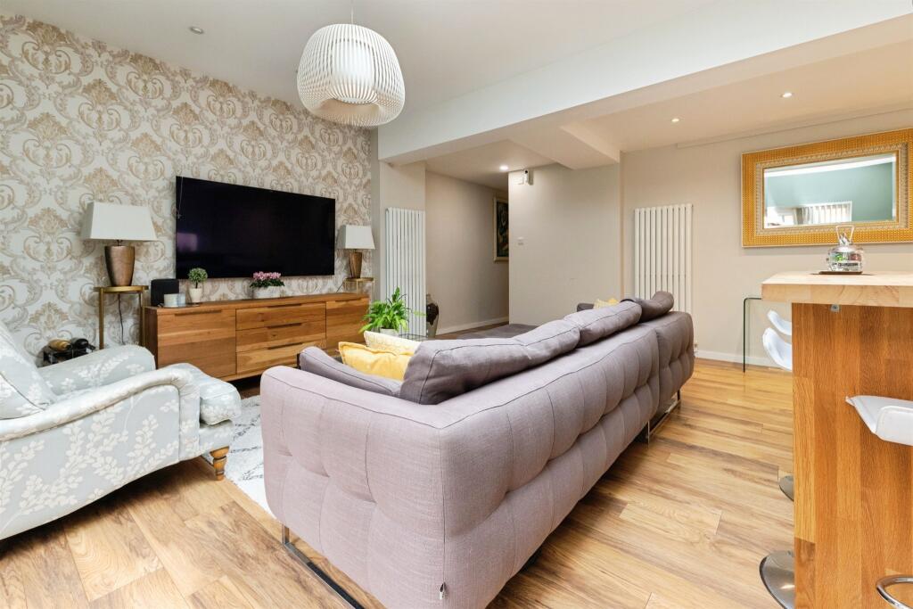 Additional image 9 of Great Break, Welwyn Garden City