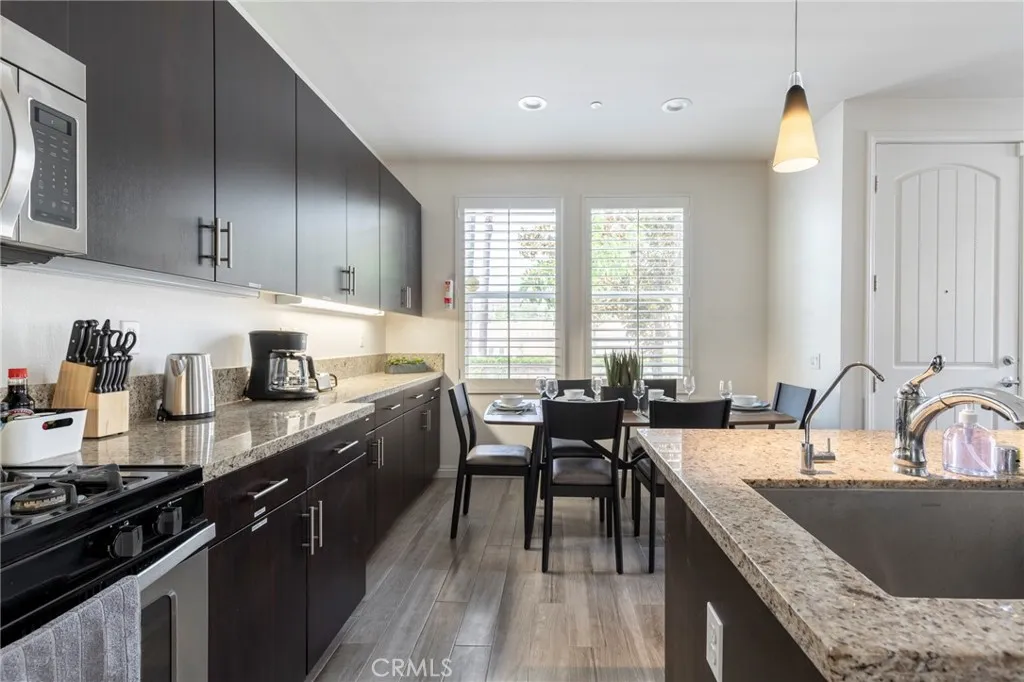 Additional image 98 of 816 E Promenade Unit A, Azusa, CA 91702