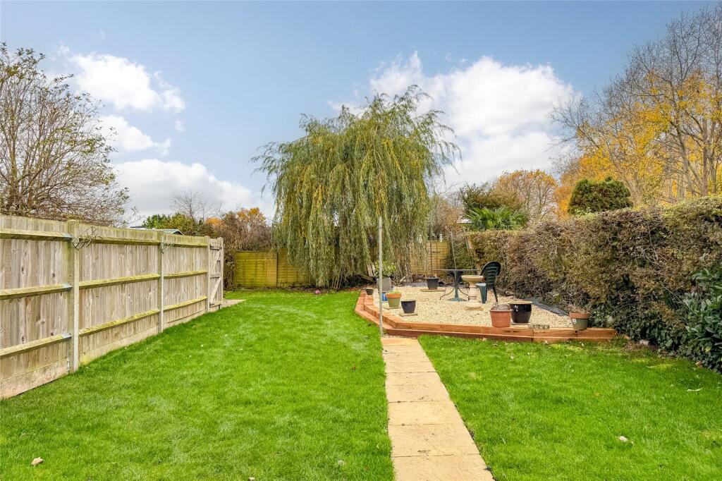 Additional image 9 of High Oaks, St. Albans, Hertfordshire, AL3