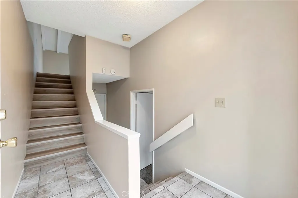 Additional image 30 of 2670 W Segerstrom Ave Unit f, Santa Ana, CA 92704