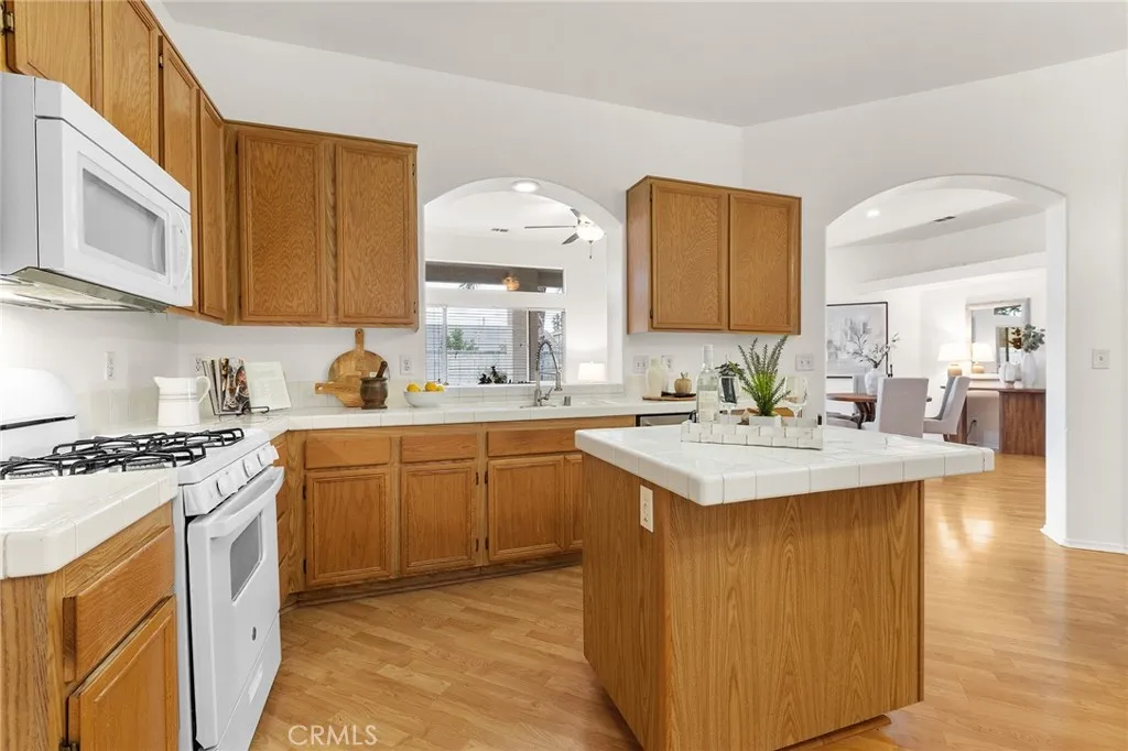 Additional image 61 of 39847 Cote D Azure Dr, Murrieta, CA 92563