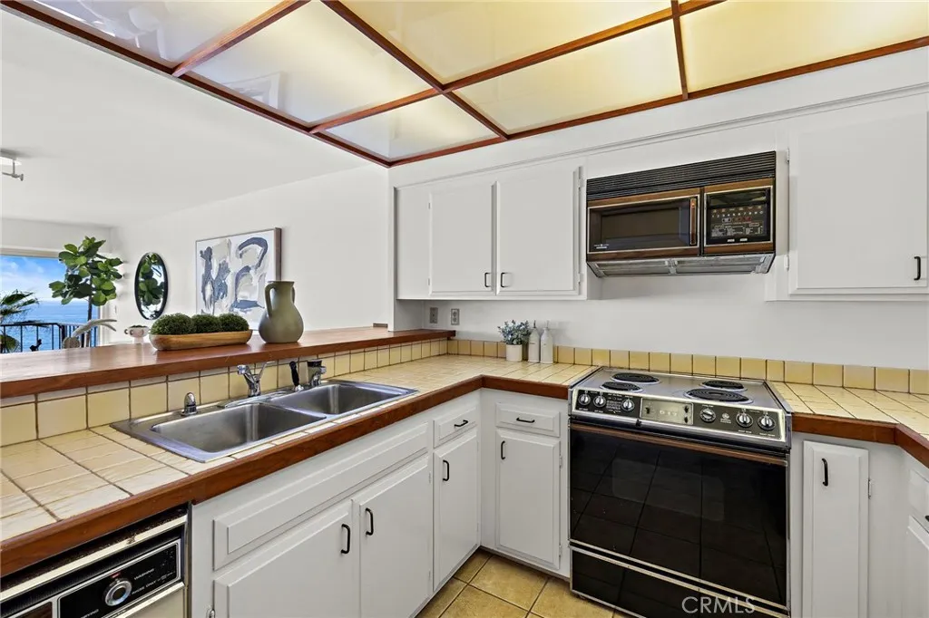 Additional image 24 of 31423 Coast Hwy Unit 18, Laguna Beach, CA 92651