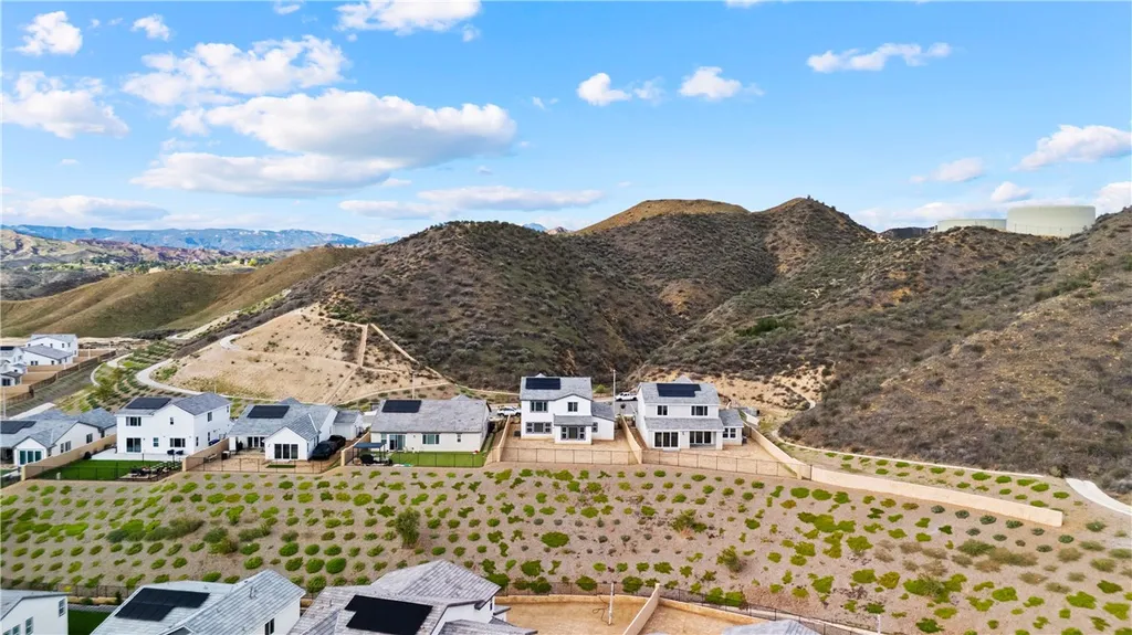 Additional image 6 of 30140 Crestline Court, Castaic, CA 91384