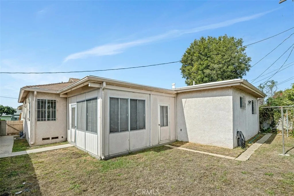 Additional image 62 of 916 S Caswell Ave, Compton, CA 90220
